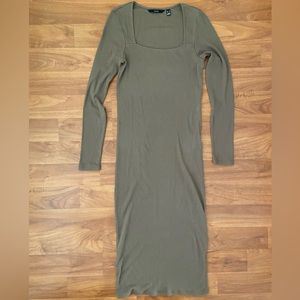 Brown Ribbed Midi Dress